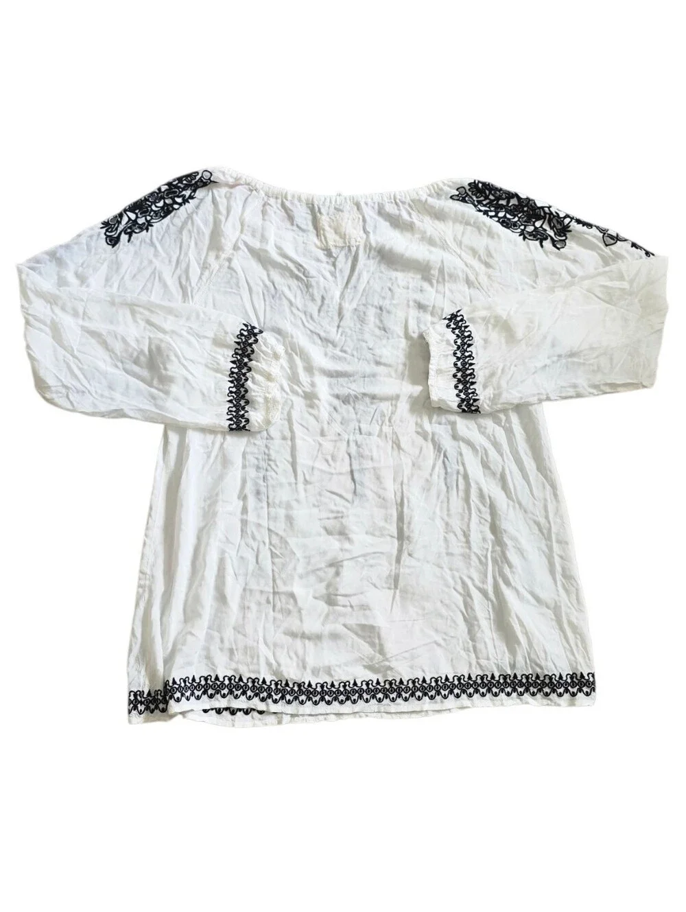 Johnny Was White Embroidered Peasant Top with Black Trim Size L